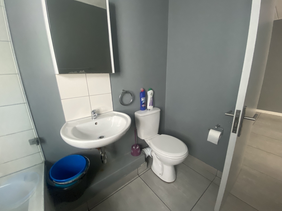 To Let 2 Bedroom Property for Rent in Aan de Wijnlanden Western Cape